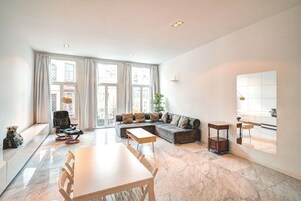 Apartment | Living area