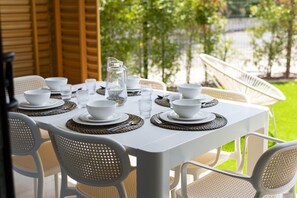 Outdoor dining - The Five - Luxury apartment by HD (Quarteira)