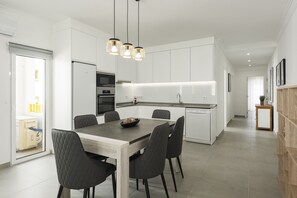 Dining - Flores - Sea view by HD (Quarteira)