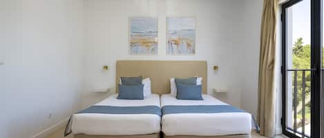 In-room safe, iron/ironing board, free WiFi, bed sheets