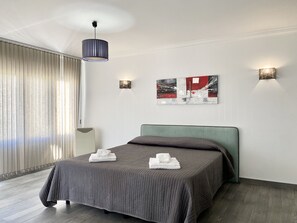 Iron/ironing board, free WiFi, bed sheets - Ténis Studio Apartment (Vilamoura)
