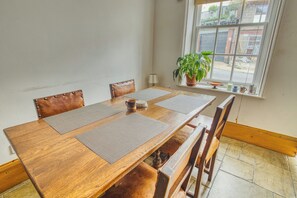 Dining - Historic Home with Cathedral Views - Pass the Keys (Lincoln)
