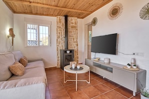 TV, fireplace - Villa 'Javier' with Sea Views, Private Pool, and Balinese Bed (Torrox)