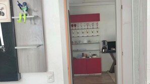 Uklassifisert bilde, 3 av 12, knapp