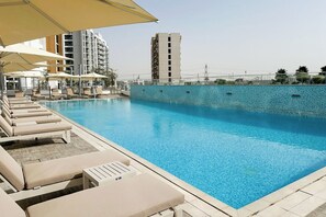 Pool - New Studio w/ Balcony & Pool | Riviera Beachfront (Dubai)