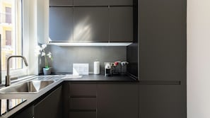 Fridge, oven, stovetop, dishwasher - Italianway Easy - Favretto 13 (Milano)