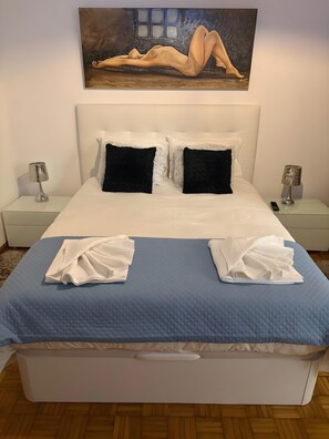 Iron/ironing board, WiFi, bed sheets - House Family Campainha – Comfortable Apartment for Families Near Porto (Rio Tinto)