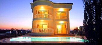 Sadev Turizm Belek Family Villas
