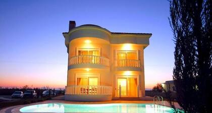 Sadev Turizm Belek Family Villas