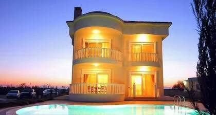Sadev Turizm Belek Family Villas
