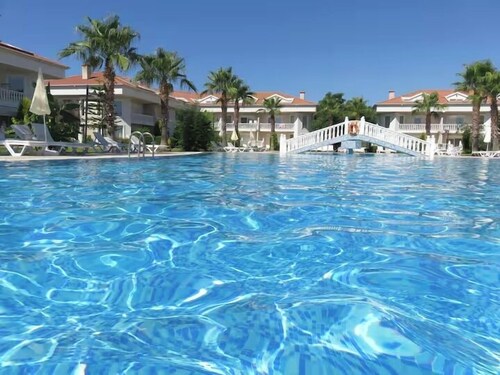 Sadev Turizm Belek Family Villas