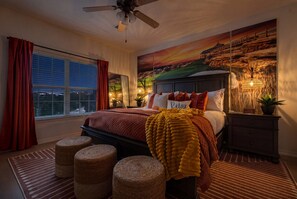 Room - Walk-In Condo Near the Strip with Golf & Pool View (Branson)