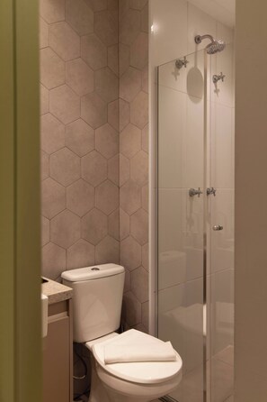 Shower - Studio Completo a 300m da Av. Rebouças | YP108 (Pinheiros)
