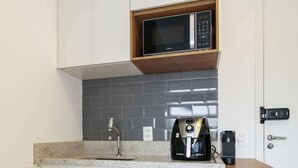 Private kitchen - Studio em frente ao Hospital das Clinicas | ZJ102 (Cerqueira César)