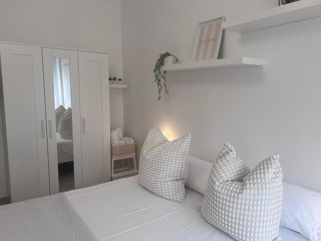 Superior Double Room | Desk, laptop workspace, iron/ironing board, free WiFi