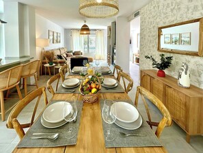 Dining - Contemporary villa at the foot of Sierra Nevada (Melegís)