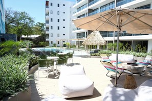 Outdoor dining - Zonte Terrace - 2BR Designer Loft with Surf Views (El Zonte)