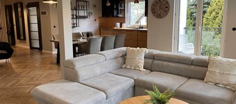 Very Large Apartment With Private Sauna