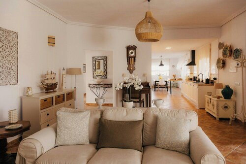 Costa Blanca villa with pool in Villajoyosa