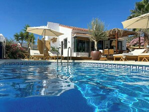Pool - Designed Mediterranean oasis in Málaga (Alcaucin)