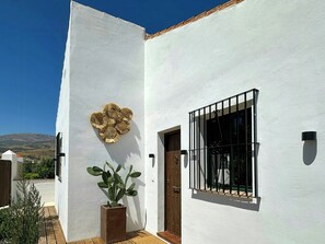Exterior detail - Designed Mediterranean oasis in Málaga (Alcaucin)