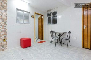 Dining - Hostel Iemar (Rio de Janeiro)