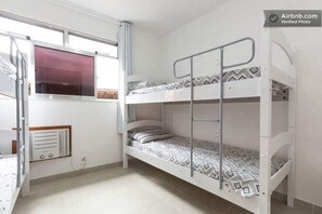 Room - Hostel Iemar (Rio de Janeiro)