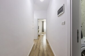 Interior - Casa Tirana | Cozy 2BR Apartment Near Main Square by PikHost (Tiranë)