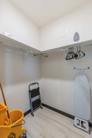 Interior - Coastal 2BR 2BA Home   King Bed   Smart TVs B (El Paso)