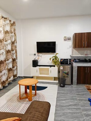 Interior - Stylish Mtwapa Studio with Rooftop Pool View (Mtwapa)