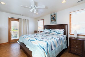Iron/ironing board, WiFi, bed sheets - Springer's Retreat - Ocracoke Island (Ocracoke)