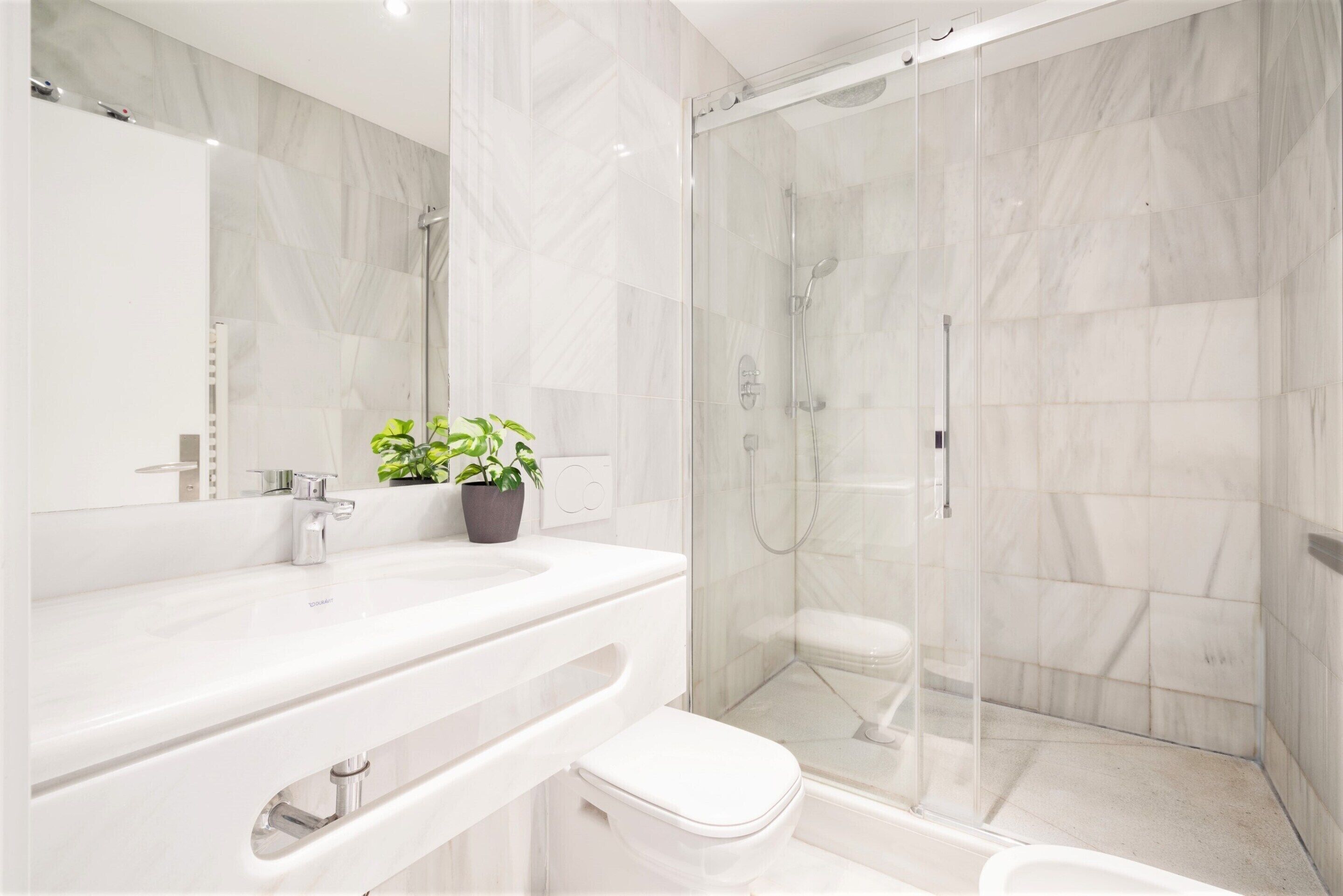Apartment | Bathroom