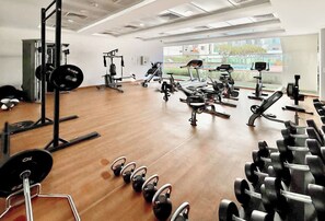 Fitness facility - Free housekeeping visits during your stay - StayShort - Spacious Studio Apartment with Balcony that Sleeps 4 (JVC)
