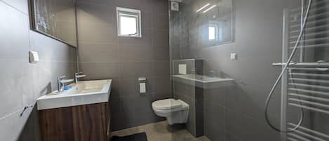 House | Bathroom