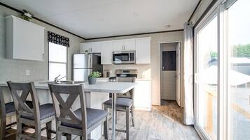 Chalet, 2 Bedrooms | Free WiFi