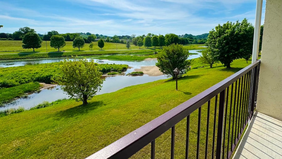 Landmark Inn On The River