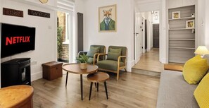 Interior - Elegant & Relaxing 2BR Flat | Near Dollis Hill| ST (London)