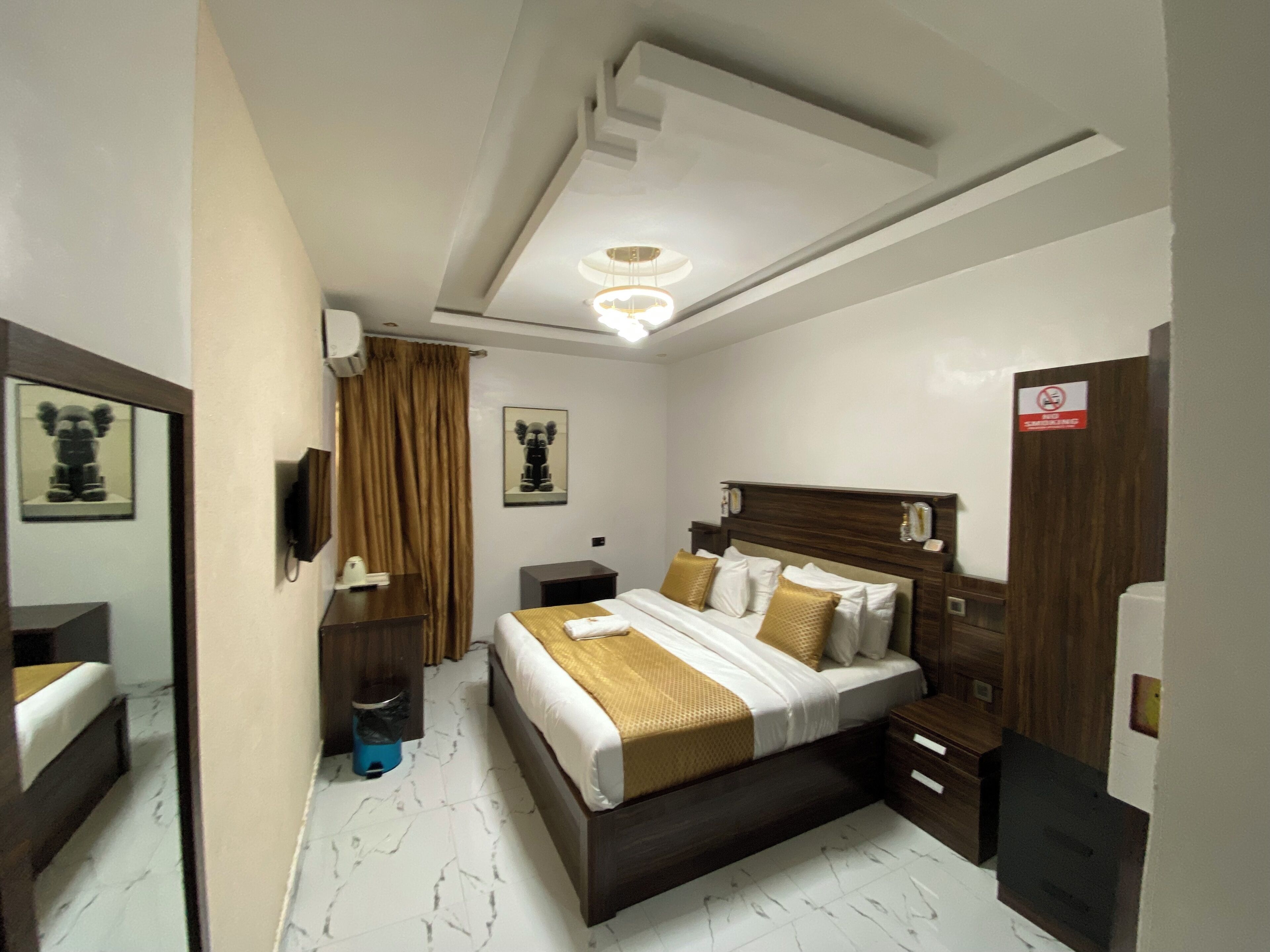 Classic Room | Free WiFi, wheelchair access