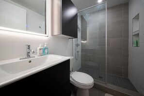 Hair dryer - Condo in the heart of Westboro (Ottawa)