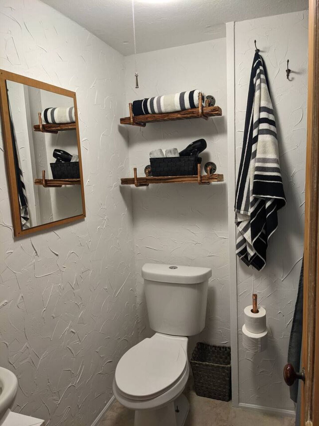 Hårføner og håndklær