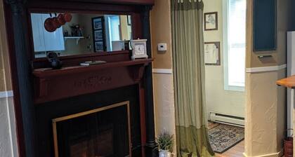 Historical Apt. In Downtown Portsmouth
