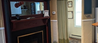 Historical Apt. In Downtown Portsmouth