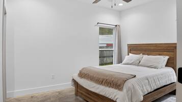 3 bedrooms, WiFi, bed sheets
