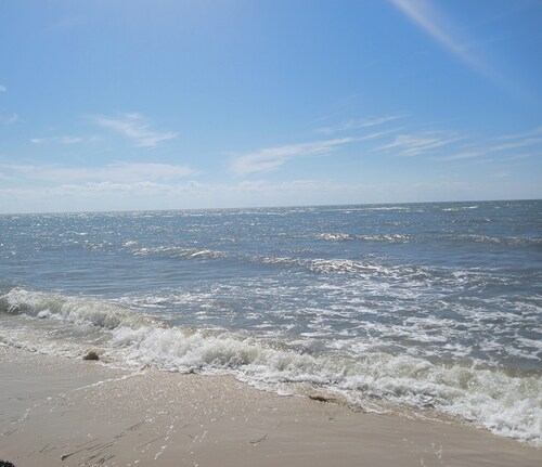 House in Cape Charles w/ Hot Tub & EV Charger - near Kiptopeke Park & Beaches!