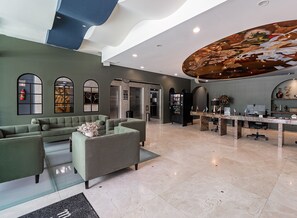 Reception - The Tub Suite (Mexico City)