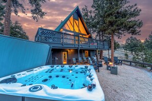 Terrace/patio - Modern A-Frame w/ Stunning Views of Pikes Peak I Hot Tub I Game Room (Woodland Park)