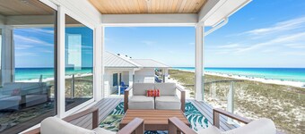 💎 Share My Lowecation! Brand New Lux 6BR Beachfront! Pool, Pets, Sleeps 16