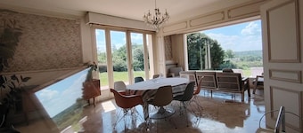 Normandy: Chic & Authentic