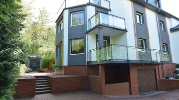 Apartment | Exterior