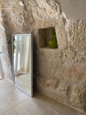 Chambre Double Supérieure, patio, vue jardin | Intérieur